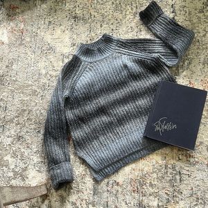 Size 8 Old Navy sweater.